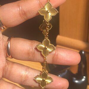 Alhambra Guilloche Gold-Plated Clover Bracelet Stainless-Steel Tarnish-Resistant
